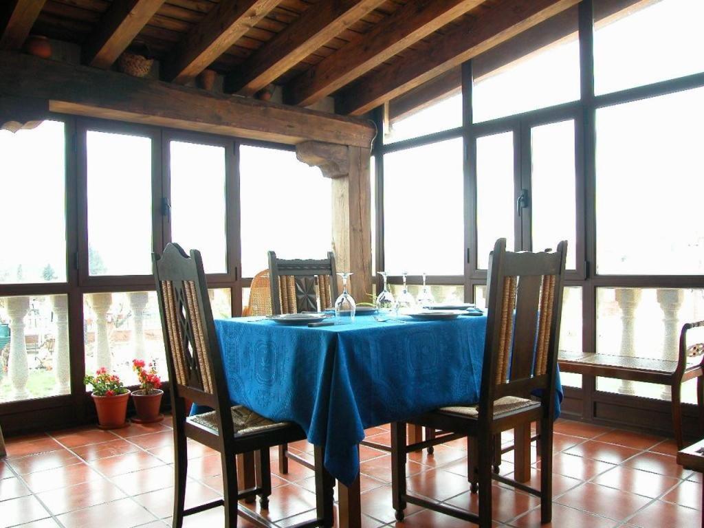 La Vieja Cantina Quintana Redonda Exteriör bild